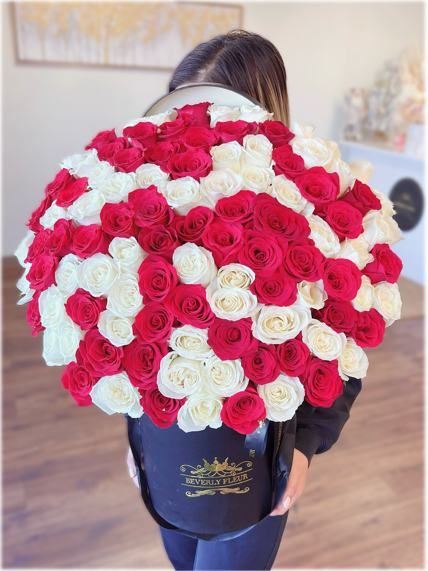 Crimson Snowflakes - 100 Roses