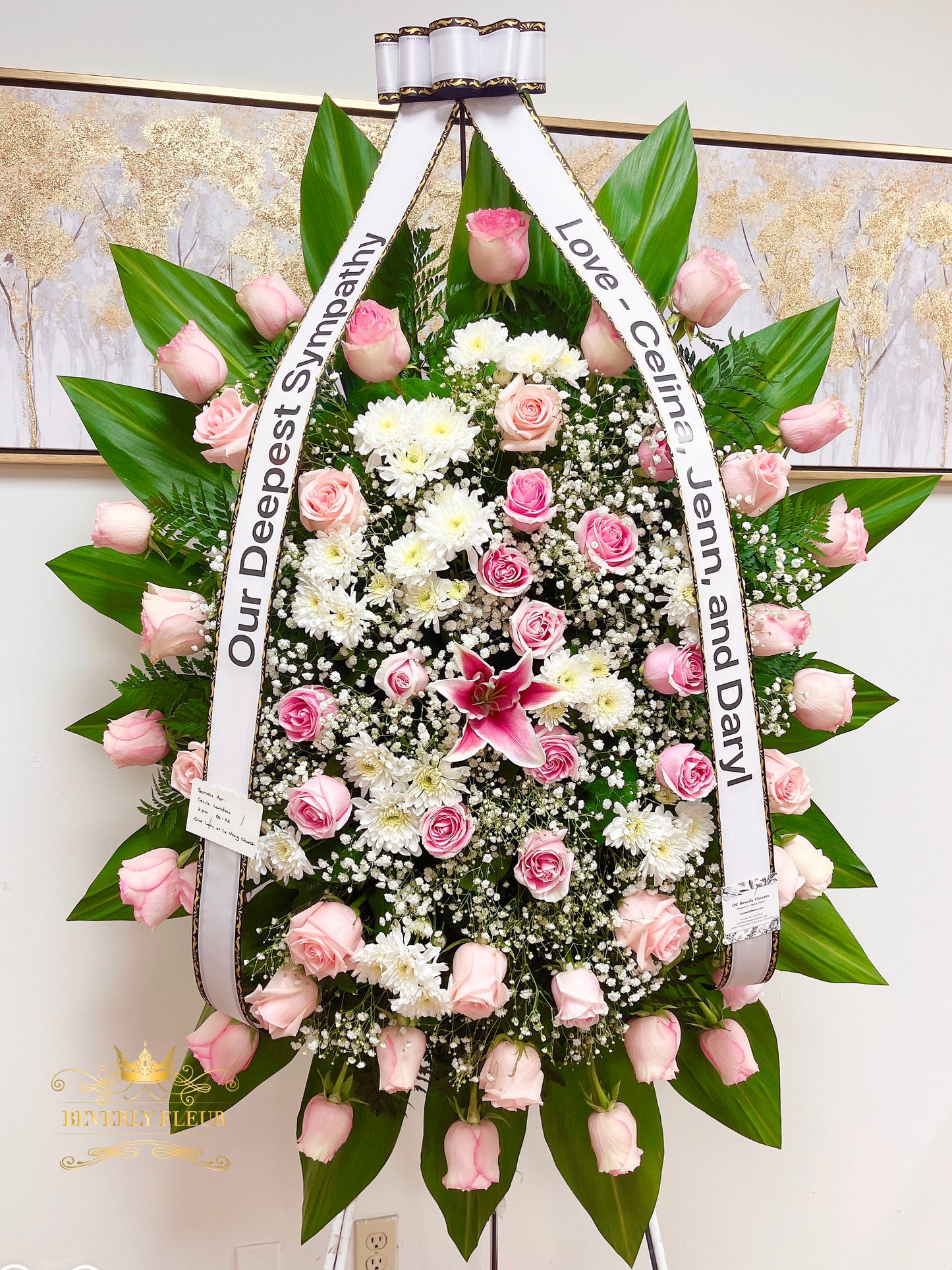 Mix Pink Flowers Standing Spray