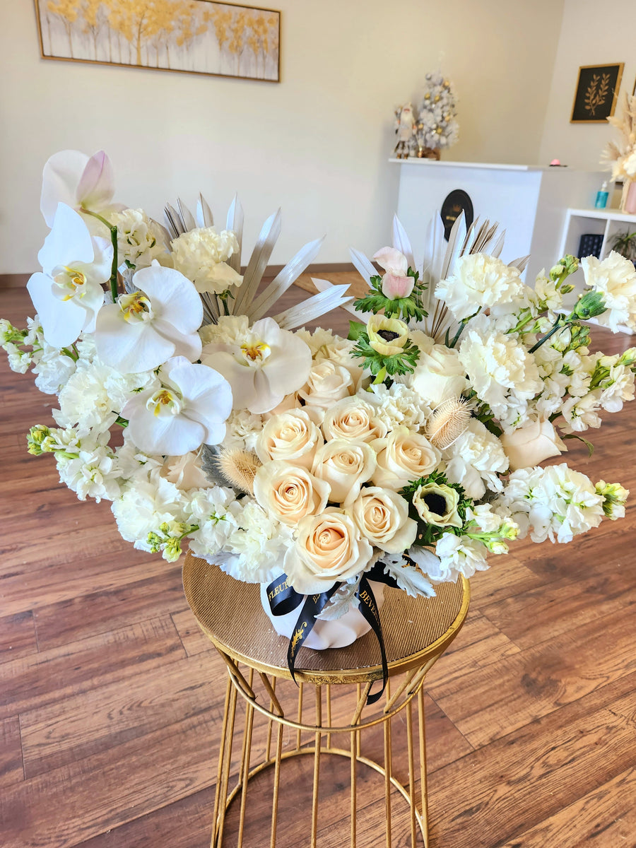 OC Beverly Flowers Anaheim Flowers Delivery Roses Arrangment