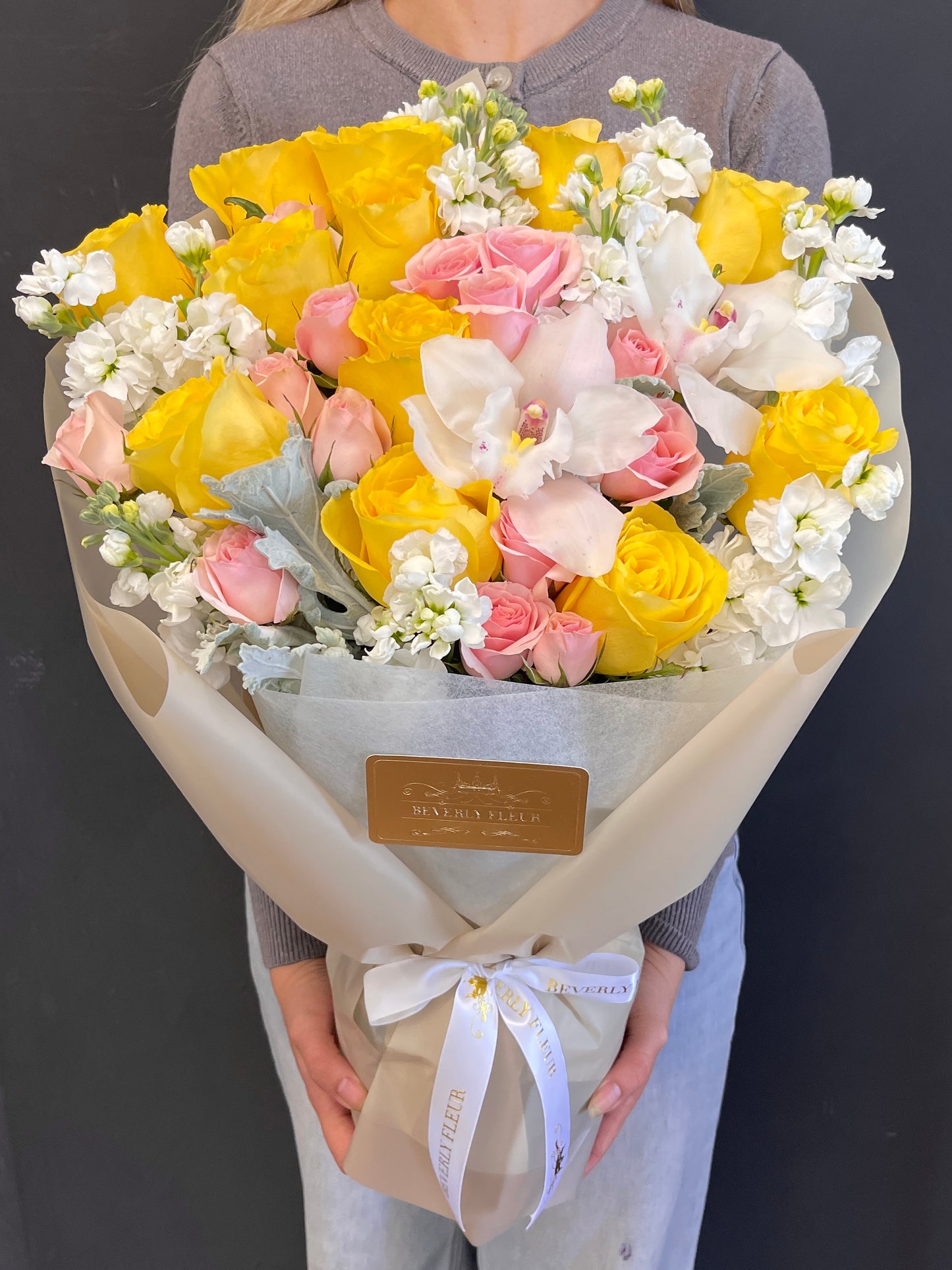 In The Garden - Flowers with vase Holiday