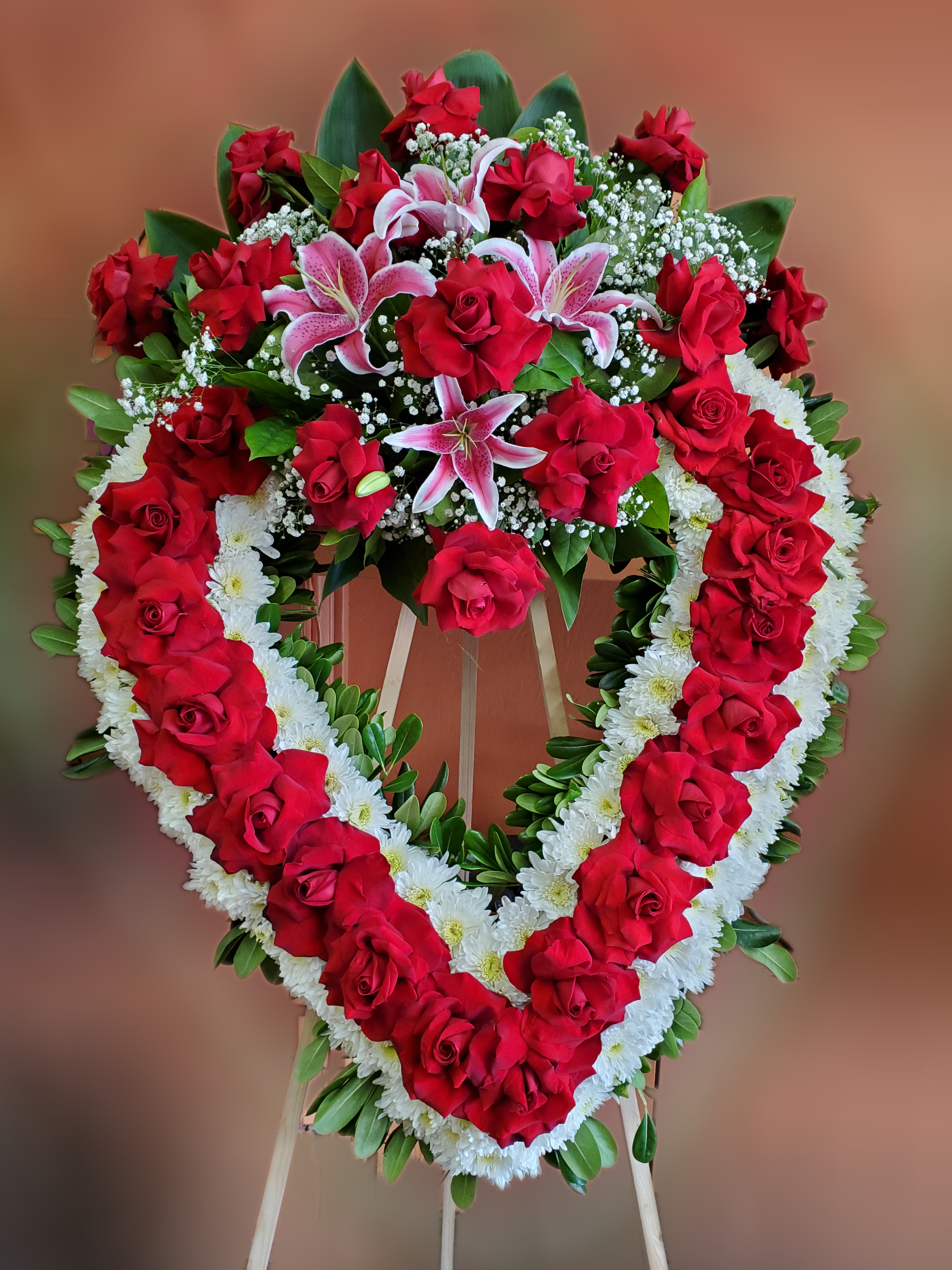 Standing Heart Wreath