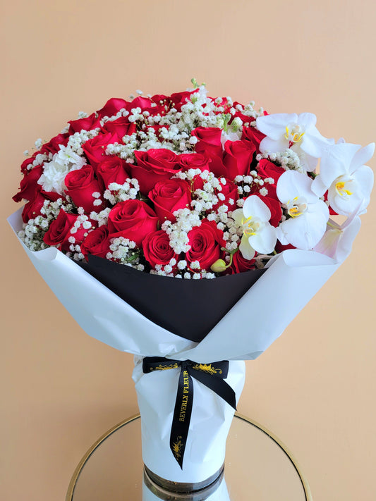 4dz Red Rose in Glass Vase - Holidays